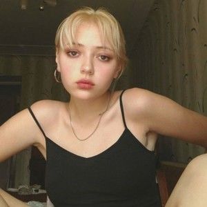 Meet your Posher, Whitaker